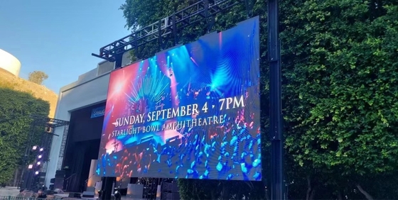 IP65 Outdoor Rental LED Display ตู้อัลลูมิเนียมแบบเจาะกับระบบควบคุม NovaStar