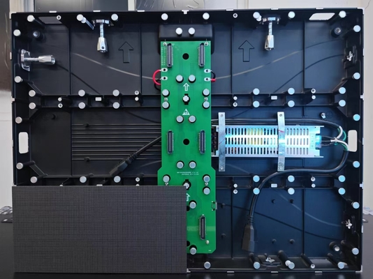 อัลลูมิเนียมแบบ Die-Cast Front Service LED Display BUD Pro: สายเชื่อม HUB ที่เบากว่า, ฉลาดกว่า, ง่ายกว่า 7680HZ
