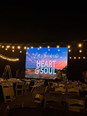 P3.9 500*1000mm Outdoor Rental Led Screen 7680HZ สําหรับงานฉาก